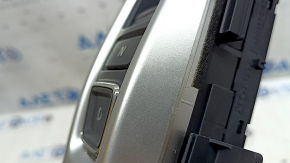 Honda Clarity 18-19 USA gearshifter with worn buttons and scratches