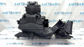 The bare heater housing of the BMW X5 F15 16-18 plug-in air conditioner with 4-zone control