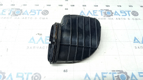 Right VVB cooling air duct Honda CRV 23- HEV in VVB housing