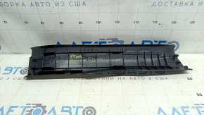 Rear right door sill plate for Lexus NX200t NX300 NX300h 15-21 black, scratches, broken mount