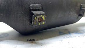 The Nissan Rogue Sport 20's exhaust pipe and catalytic converter are rusty and the bolts are broken.