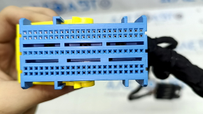 A large chip for the SRS airbag computer module of the BMW X5 G05 19-23