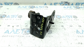 Lexus NX300h 15-21 Front Engine Mount Bracket