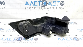 The rear bumper mount, left inner, Ford Fusion mk5 19-20, is broken.