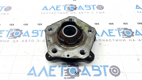 Front right hub for Audi Q8 19-25 with bearing