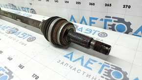 The rear right half shaft of a Lexus NX300h 15-21 AWD is rusty.