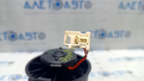 Nissan Rogue Sport 17-22 heater fan motor
