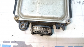 The right blind spot sensor for a Ford Fusion mk5 17-20 is broken.