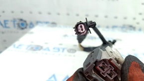 Wiring for the diffuser radiator shroud of the Lexus NX300h 15-21