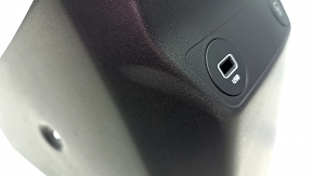 Kia EV6 22-24 black lower center dashboard trim, scuffed