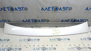 Upper trunk lid trim Kia EV6 22-24 broken fasteners