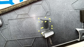 Upper trunk lid trim Kia EV6 22-24 broken fasteners