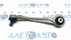 The upper front right rear control arm of the Audi Q8 19-25 has a torn silent block.