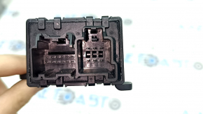 Lincoln MKZ 13-15 Rear Seat Heated Control Unit