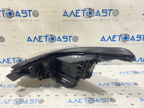 Kia Sportage 17-19 FWD halogen front right headlight with yellow insert