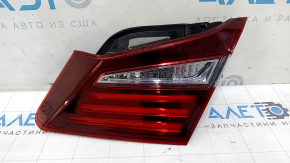 Right inner trunk lid light for a 16-17 Honda Accord hybrid, restyling, scratches