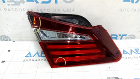 Left inner trunk lid light for a 2016-17 Honda Accord hybrid, restyling, crack, broken glass