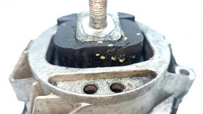 The left engine mount of a BMW F30 12-18 AWD is torn.