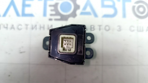 Kia EV6 22-24 hazard warning light button