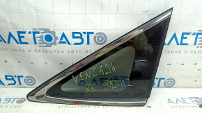 Rear right window glass, Toyota Venza 21-24, chrome, broken guides, scuffs on the chrome
