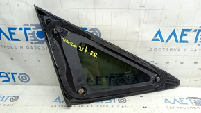 Rear right window glass, Toyota Venza 21-24, chrome, broken guides, scuffs on the chrome