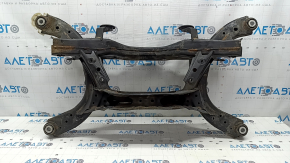 The rear subframe of a Mazda CX-5 17-24 is rusty, and the gearbox silent block is cracked.