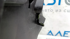 The front left window lift mechanism for the Kia EV6 22-24 is broken.