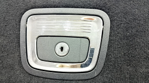 The trunk floor of a Mercedes GLC 20-22 is black, with scratches on the handle.