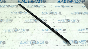 Left windshield molding for Toyota Venza 21-24 scratches