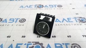 VW Passat B8 16-19 USA Type 1 watch, chipped