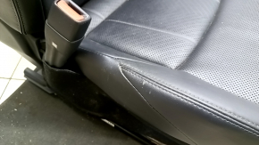 Toyota Venza 21-24 electric driver's seat with airbag, black leather, heated, ventilated, perforated, Limited, dry-cleanable, whitened leather, scuffs