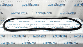Mercedes GLC 20-22 tailgate seal scratches