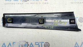 Kia EV6 22-24 right rear side door trim, front, scratches, broken fasteners