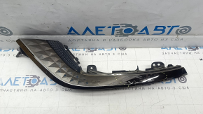 Left outer fender light trim for Kia EV6 22-24, scratches, peeling chrome, broken fasteners