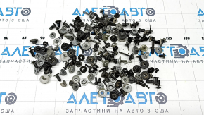 Incomplete set of bumper-hood hardware for Mercedes GLC 16-22