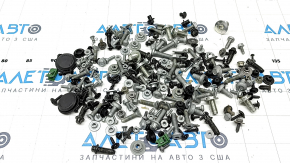 Incomplete interior hardware for Mercedes GLC 16-22