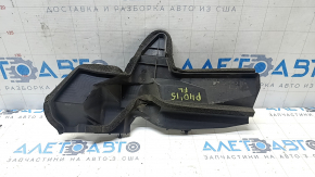 Left radiator deflector for Toyota Prius V 15-17