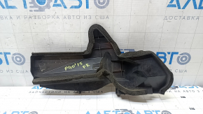 Right radiator deflector for Toyota Prius V 15-17