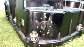 BMW X5 F15 16-18 2.0T plug-in valve cover is melted and broken