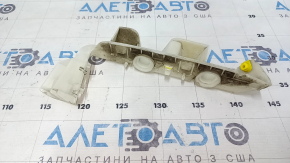The front bumper mount on the right fender of the Audi A4 B9 20-25 is broken.