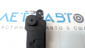 VW Jetta 19-24 4-pin fuel door lock