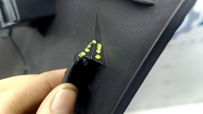 Right rear pillar trim for VW Tiguan 18-24, black, scratches, worn, crack in mount