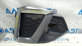 Right front bumper grille Audi A4 B9 20-25 chrome radar, S-line, broken fasteners, sand