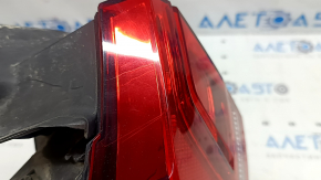 Left outer fender light for a VW Tiguan 18-24 USA, scratches