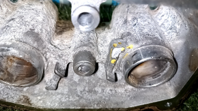 BMW X5 F15 16-18 2.0T plug-in front spark plug shield, broken