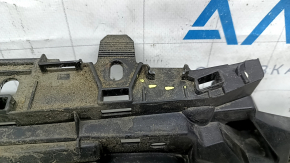 The upper grille of the front bumper of the Audi A4 B9 20-25 is worn.