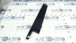 Right rear side door trim for VW Tiguan 18-24, gloss black, broken guides, broken mount, scratches
