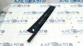 Right rear side door trim for VW Tiguan 18-24, gloss black, broken guides, broken mount, scratches