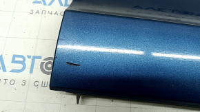 Lower front right door trim panel for VW Tiguan 18-24 with chrome, R-Line blue, scratches