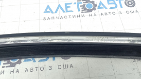 Upper front right door molding for VW Tiguan 18-24, chrome, with glass seal, glued, curved